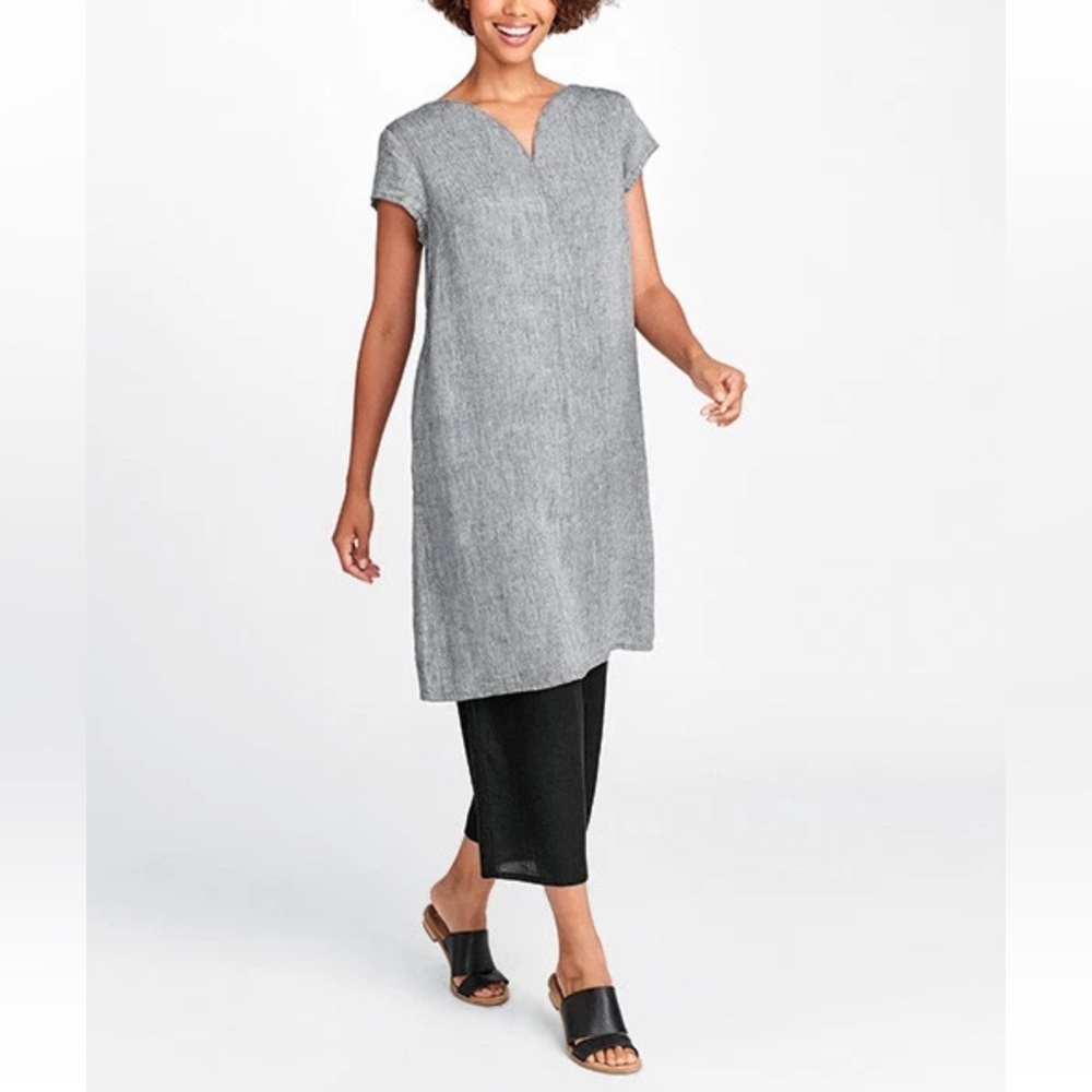 FLAX Linen Oversized Short Sleeve Mini Dress
Grey Black S